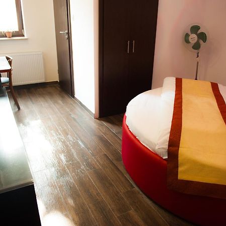 Budapest Garden Hotel 布达佩斯 外观 照片